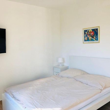 Ferienwohnung-Klaus-Stoertebeker-Mit-Sonnenterrasse-Garten-Zwischen-Strand-Wald-Und-Wiese Gustow  エクステリア 写真