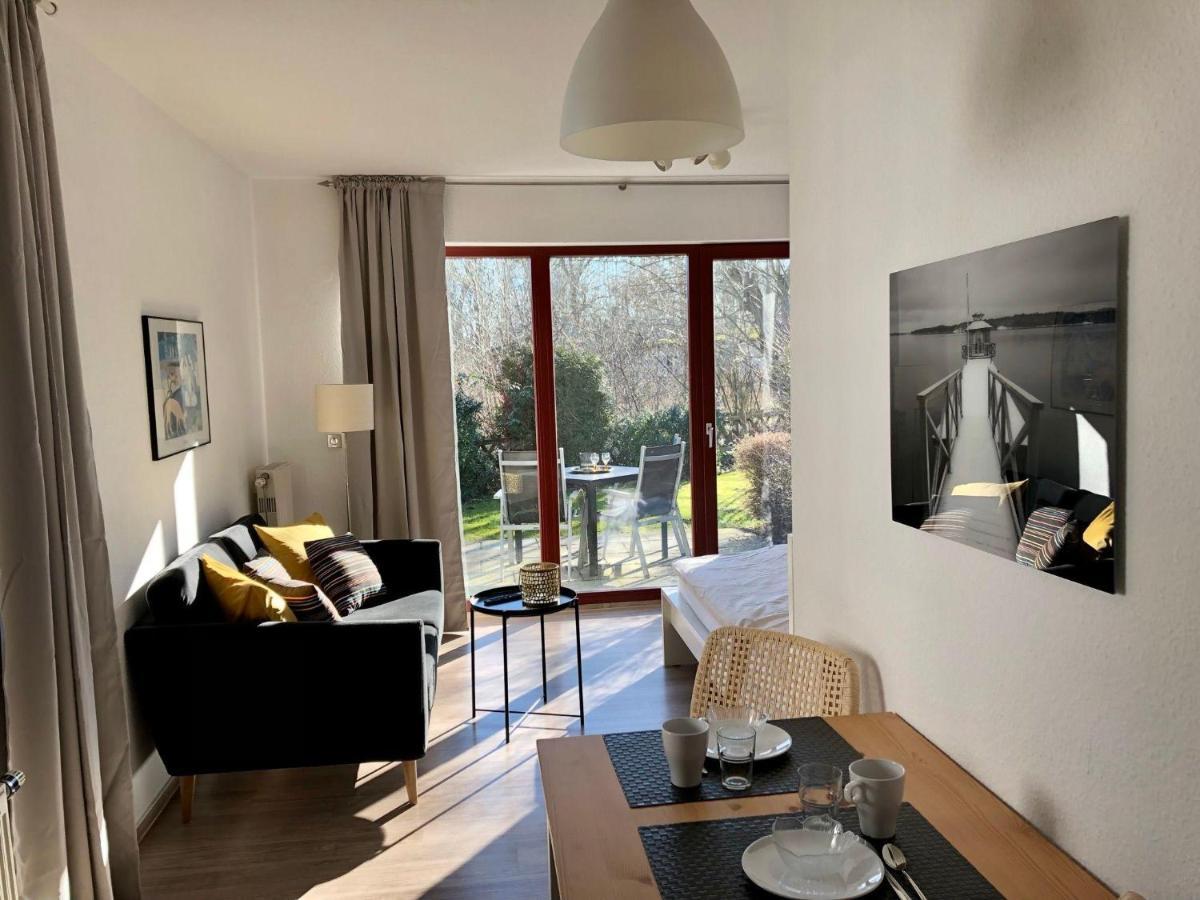 Ferienwohnung-Klaus-Stoertebeker-Mit-Sonnenterrasse-Garten-Zwischen-Strand-Wald-Und-Wiese Gustow  エクステリア 写真
