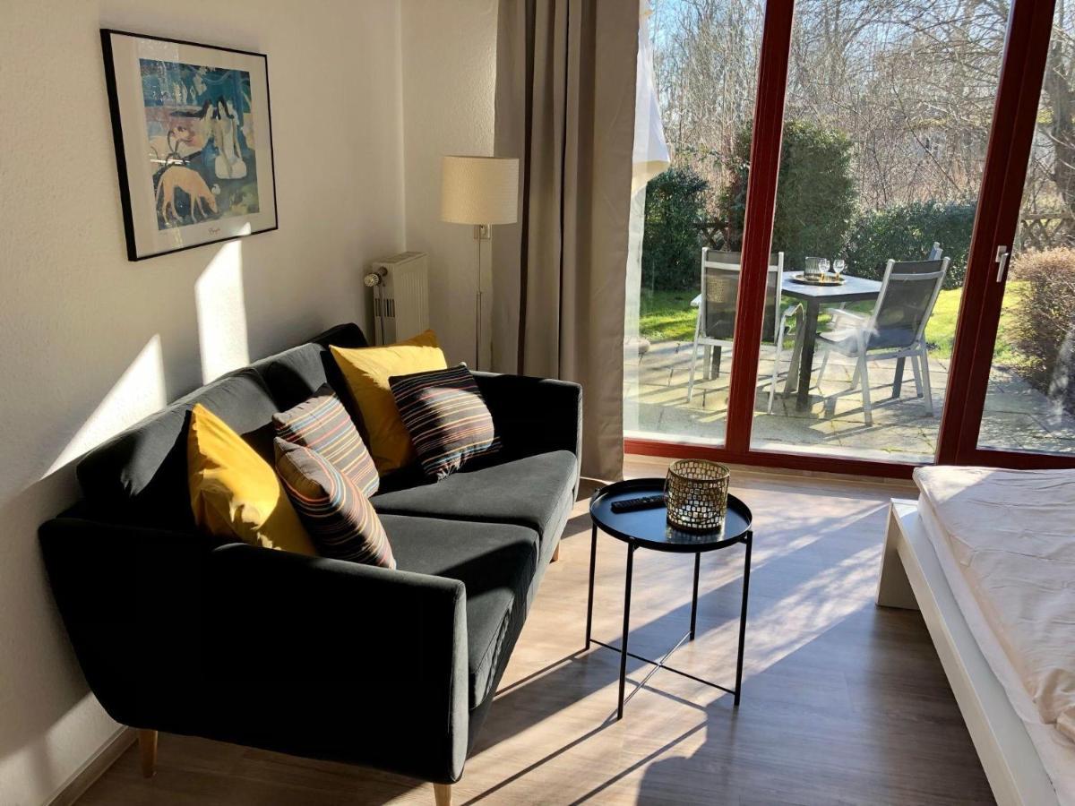 Ferienwohnung-Klaus-Stoertebeker-Mit-Sonnenterrasse-Garten-Zwischen-Strand-Wald-Und-Wiese Gustow  エクステリア 写真