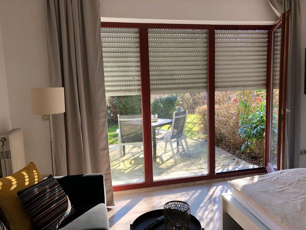 Ferienwohnung-Klaus-Stoertebeker-Mit-Sonnenterrasse-Garten-Zwischen-Strand-Wald-Und-Wiese Gustow  エクステリア 写真