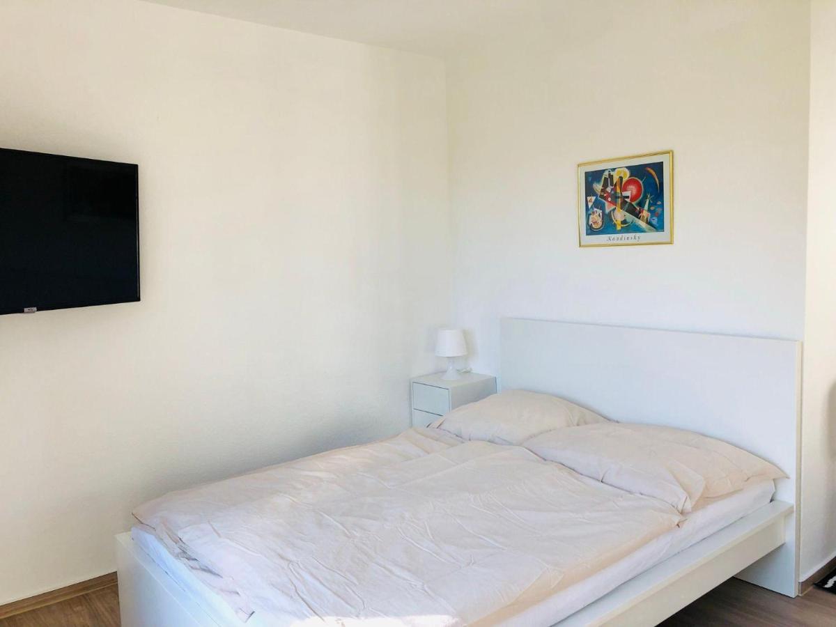 Ferienwohnung-Klaus-Stoertebeker-Mit-Sonnenterrasse-Garten-Zwischen-Strand-Wald-Und-Wiese Gustow  エクステリア 写真
